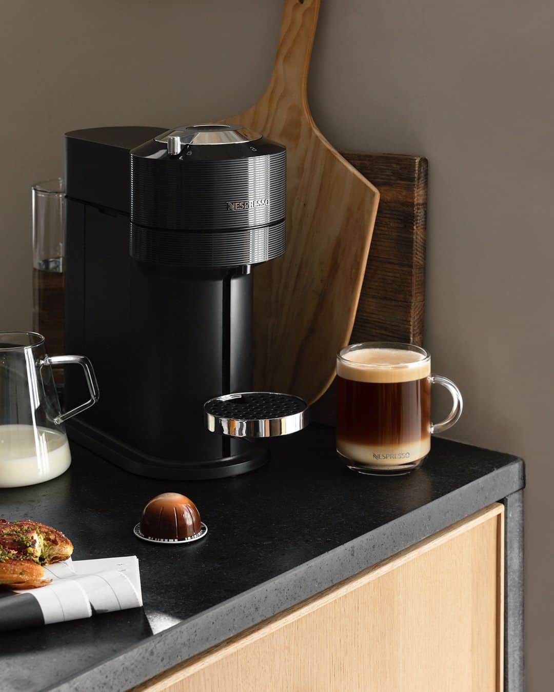 Nespressoのインスタグラム：「Which coffee will you choose for your coffee moment today?   With #Vertuo there is always so much to try out.  #Nespresso #Nespressomoments #Vertuo」