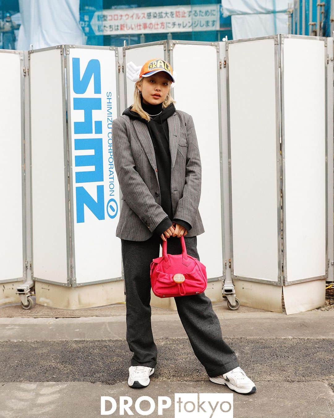 のインスタグラム：「TOKYO STREET STYLE⁣⁣ ⁣ Name: @godblessyaya @_hirotoyoshikawa @josiah.__.toshi @03most_ @_aqdpaqdp_ @lilonolil  #streetstyle#droptokyo#japan#streetscene#streetfashion#streetwear#streetculture#fashion#ストリートファッション#コーディネート ⁣⁣ Photography: @yuri_horie_ @kyoheihattori @abeasamidesu」