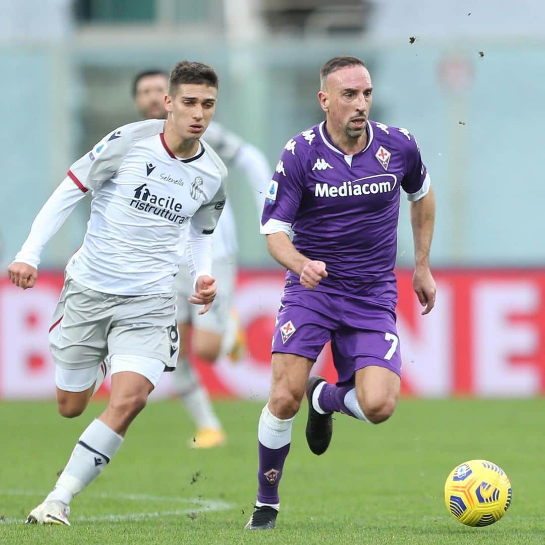ACFフィオレンティーナさんのインスタグラム写真 - (ACFフィオレンティーナInstagram)「⏸ ~ Primo tempo in parità! No goals at half time ⏱  #ForzaViola 💜 #Fiorentina #SerieA #FiorentinaBologna」1月3日 23時57分 - acffiorentina