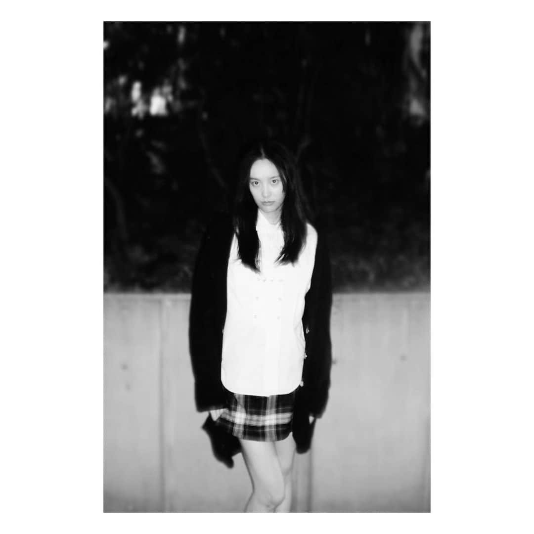 イーランのインスタグラム：「🤷🏿‍♀️フィリングオールデー」