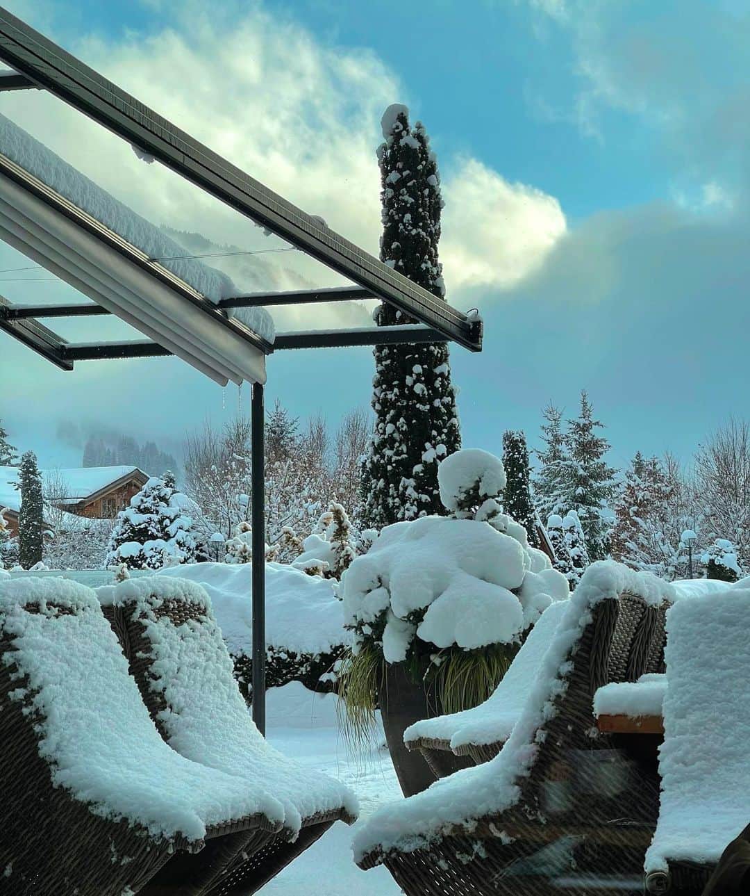 アンナ・アンドレスさんのインスタグラム写真 - (アンナ・アンドレスInstagram)「proper winter...)」1月4日 1時22分 - ann.andres