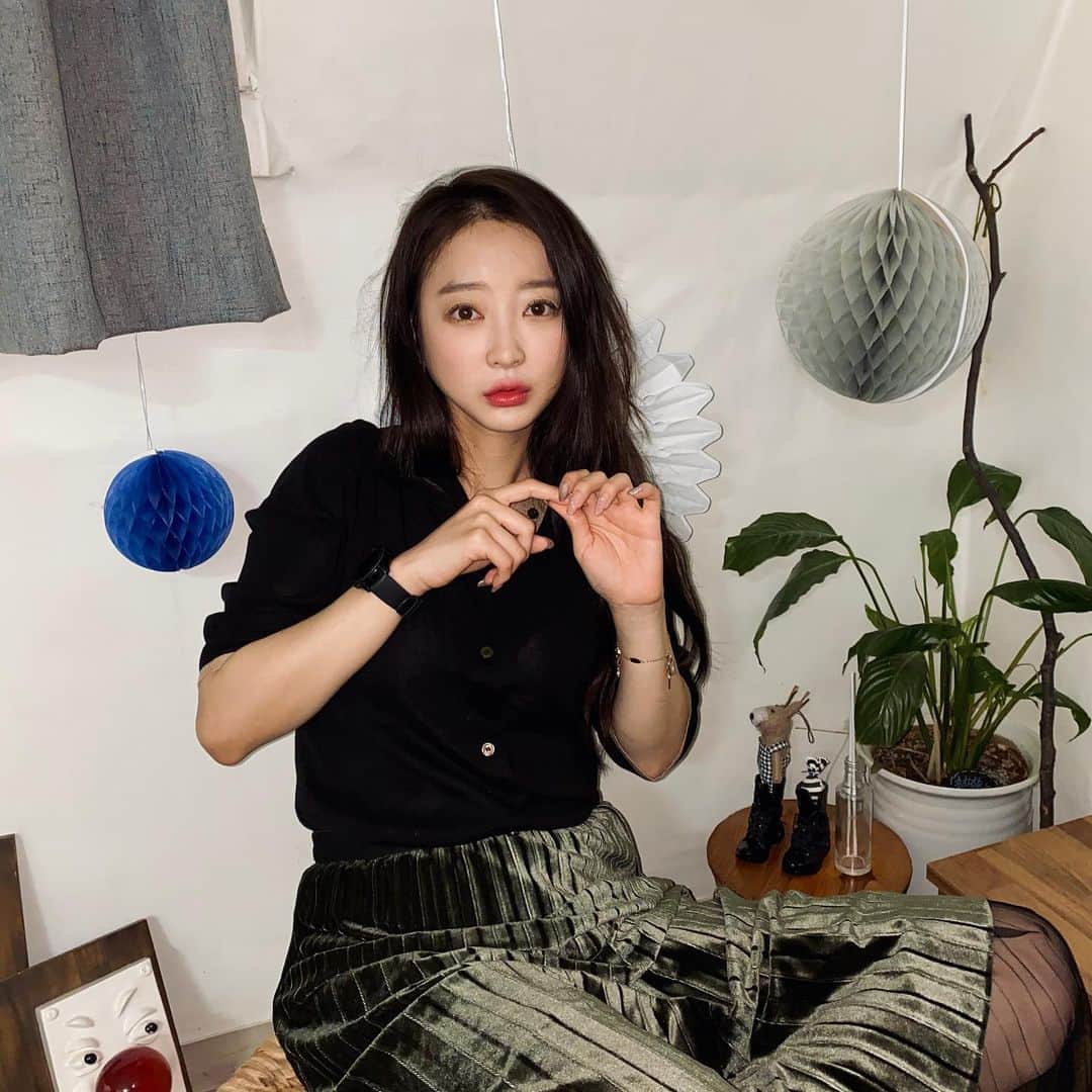 ヘリンのインスタグラム：「@goodgalhanna #photographer」