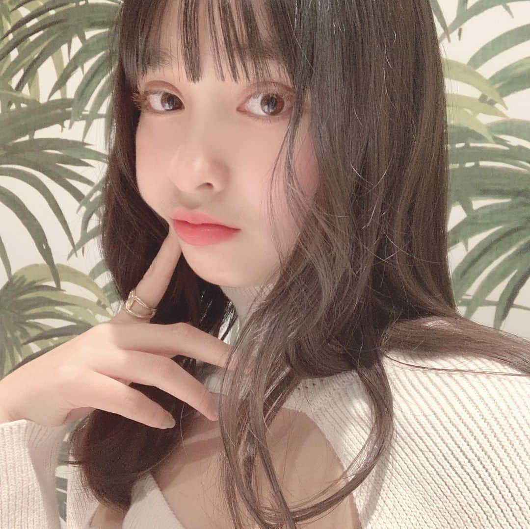 星野愛美さんのインスタグラム写真 - (星野愛美Instagram)「ෆ ❤︎︎ ˊ˗ ・ ・ この衣装可愛いよね👐🏻 ·͜· @meltthelady さんのお洋服·͜· ・ @178_minami さんの撮影楽しいのよ🐻‍❄️🤍 お話も楽しいの😂🤍 #シブサン #ヘアモデル #shima #shimasixginza #ヘアモデル」1月4日 12時10分 - aimi._.nn08