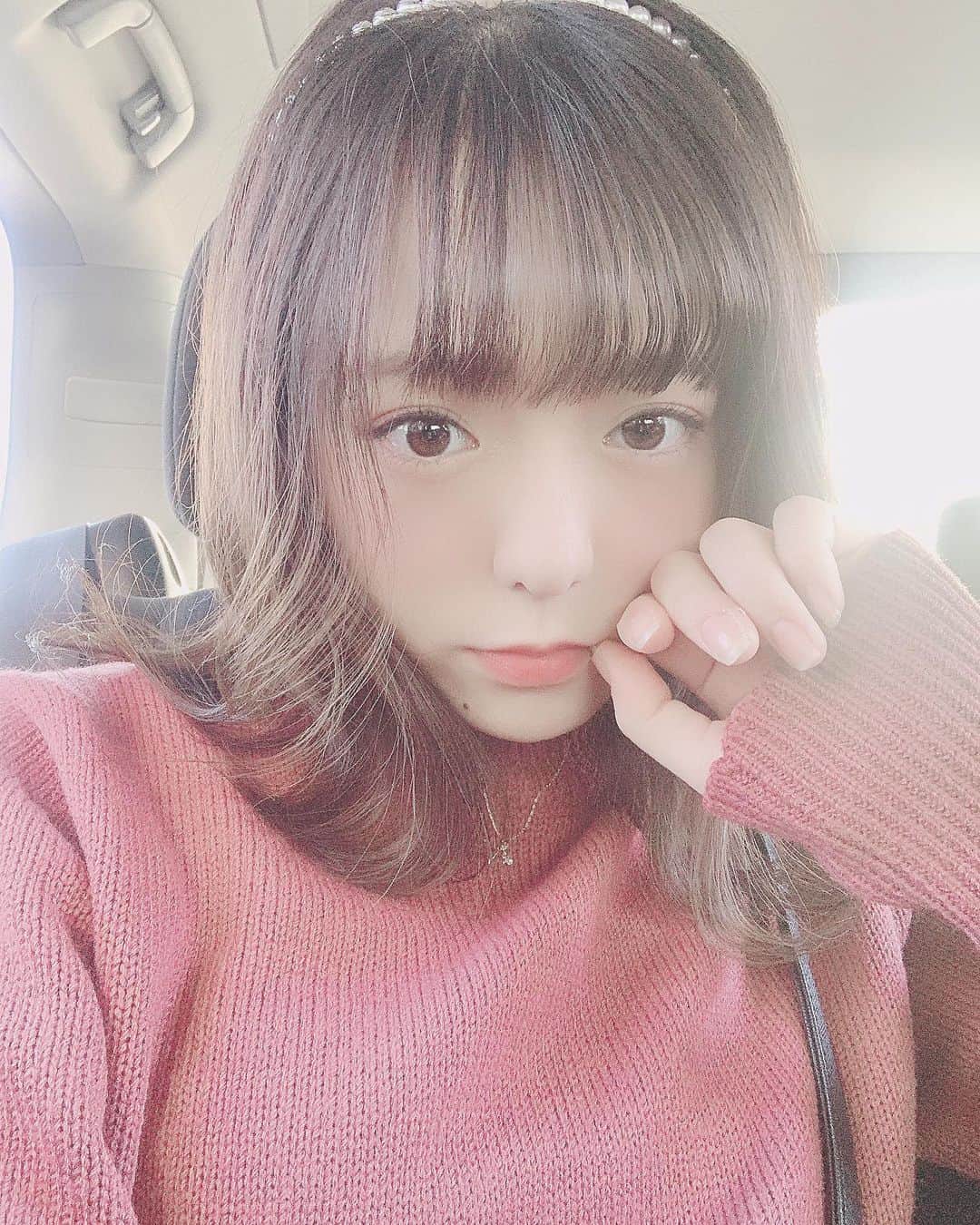のインスタグラム：「. . . 😈😈😈 . . #自撮り #自撮り女子 #自撮り界隈 #雰囲気 #雰囲気好きな人いいね #美男美女と繋がりたい #좋아요 #좋아요반사 #좋아요그램 #좋아요환영 #좋아요테러 #좋아요꾹 #좋아요폭탄 #좋아요꾸욱 #팔로우 #팔로우환영 #팔로미 #팔로우미 #셀카  #셀카그램 #셀카스타그램 #셀피 #셀피그램 #셀스타그램 #셀끼꾼 #followme #いいね返し #いいねした人で気になった人フォロー #ljk #白加工」