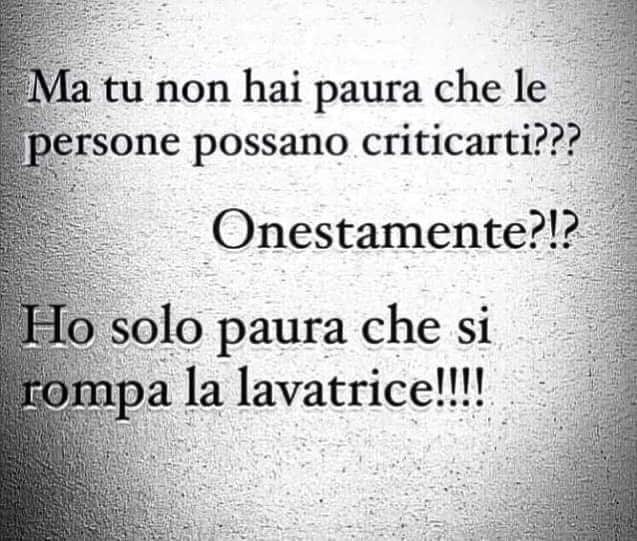 のインスタグラム：「Al terzo posto dei miei buoni propositi per il 2021.... il vostro ? A domani per il secondo #goodvibes #2021」