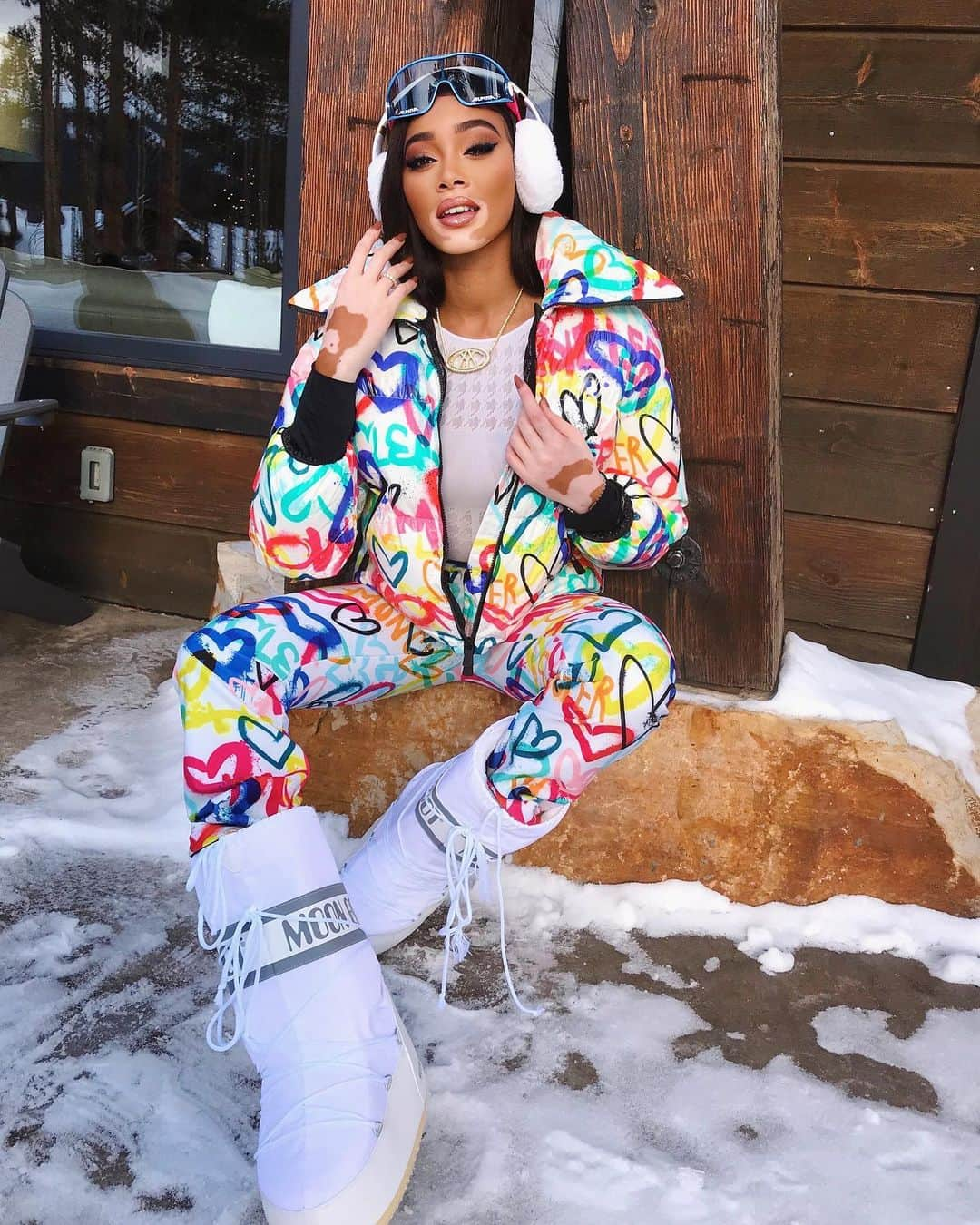 ウィニー・ハーロウさんのインスタグラム写真 - (ウィニー・ハーロウInstagram)「Vintage Alpina drip 🥽🎿」1月4日 7時07分 - winnieharlow