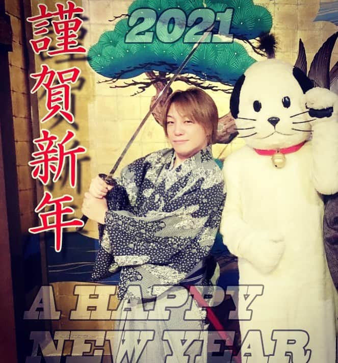 YOFFYさんのインスタグラム写真 - (YOFFYInstagram)「謹賀新年ボツ画像😎  ところで 緊急事態宣言 でるの？ でないの？ どーなの？ 今日わかるの？   ・・・いろいろ、踏ん張りどころですね  #ニャンまげにあいたい」1月4日 7時56分 - yoffy_psychiclover