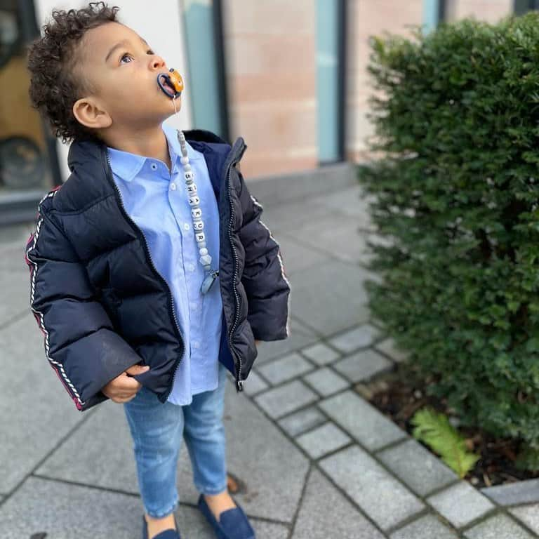 ポール・ポグバさんのインスタグラム写真 - (ポール・ポグバInstagram)「Hamdullilah🤲🏾! My baby is 2 now can’t believe  how fast it goes may Allah protect you mi shakuriño ❤️🙏🏾#saymashallah #happytobedaddy」1月4日 8時16分 - paulpogba