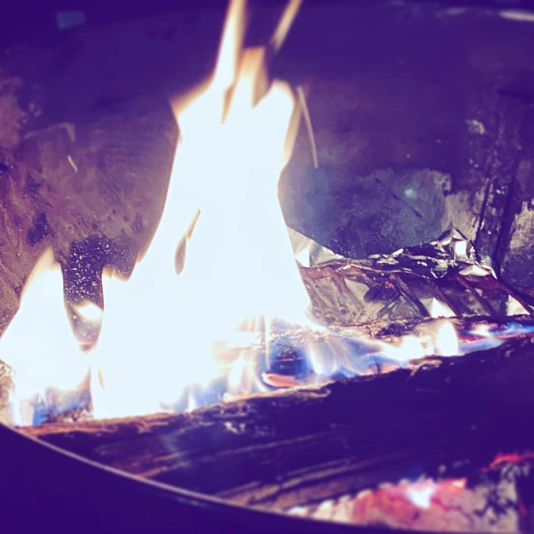 中野敬久さんのインスタグラム写真 - (中野敬久Instagram)「#fire #takibi #night #flame #blaze #warm #heart」1月4日 8時26分 - hirohisanakano