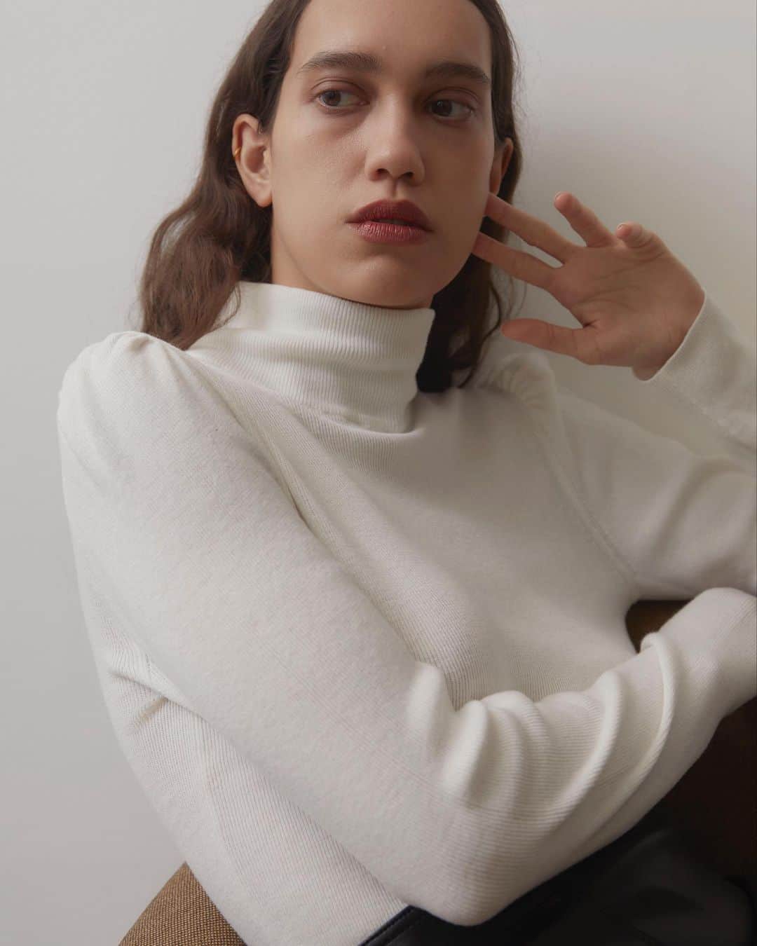 レベッカテイラーのインスタグラム：「White space. @alicefisherphoto」