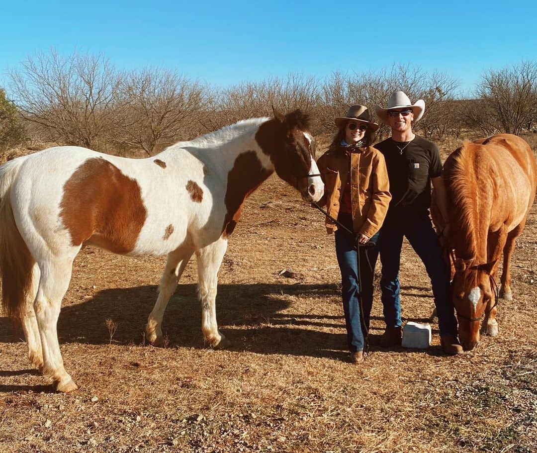 アシュリー・ケインさんのインスタグラム写真 - (アシュリー・ケインInstagram)「a weekend well spent at the gribble ranch 🤍」1月4日 9時02分 - icegirlash
