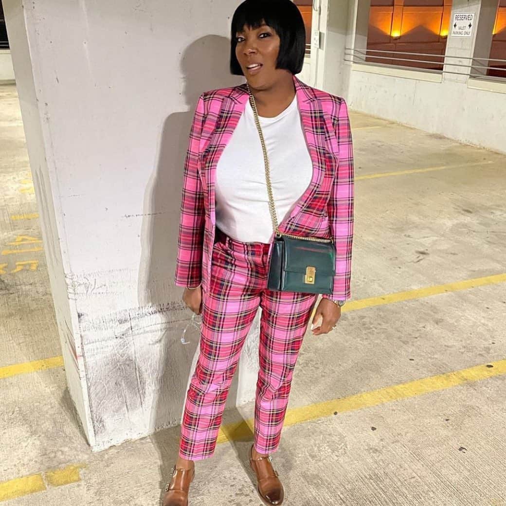 のインスタグラム：「“To me being a woman who means business, truly represents strength and courage! And standing for what you want and believe in.” Teshera Monique」