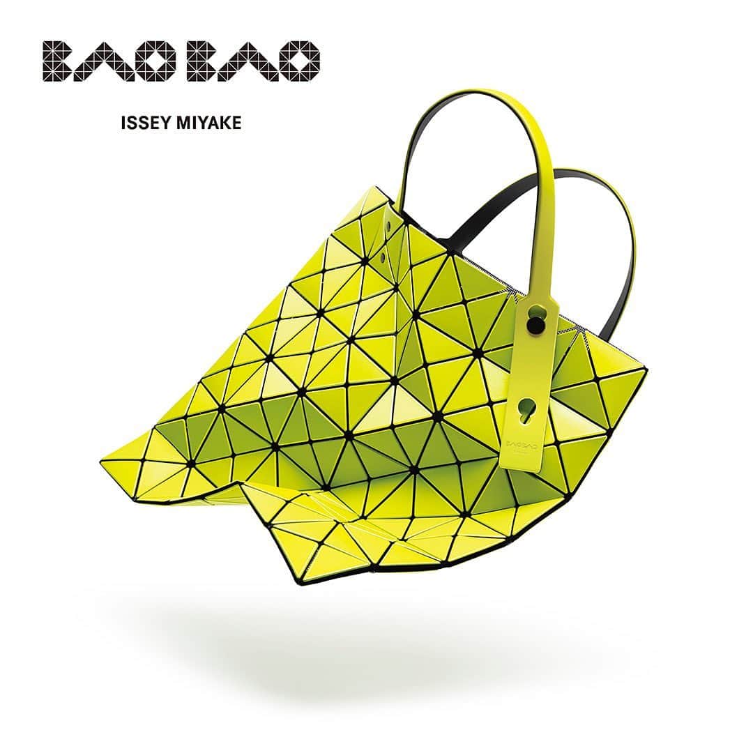 BAO BAO ISSEY MIYAKE Official Instagram accountさんのインスタグラム写真 - (BAO BAO ISSEY MIYAKE Official Instagram accountInstagram)「【NEW ITEM】LUCENT MATTE  RELEASE MONTH January, 2021 *By country RELEASE MONTH may be different.  #baobaoisseymiyake #baobao #isseymiyake #totebag #lucentmatte #ss21」1月4日 11時08分 - baobaoisseymiyake_official