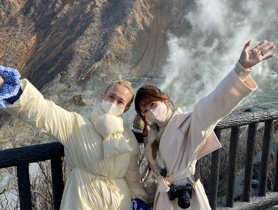 舟山久美子（くみっきー）さんのインスタグラム写真 - (舟山久美子（くみっきー）Instagram)「今年はとってもパワーあふれる一年になる！そんな気がしてしょうがないんだなぁ🦋 何気ない時間がほんとに幸せで、大切。  11月に行った時の綺麗な富士山の写真でパワーお裾分け✨  #girlstrip #女子旅　#富士山 #2021」1月4日 11時25分 - kumikofunayama
