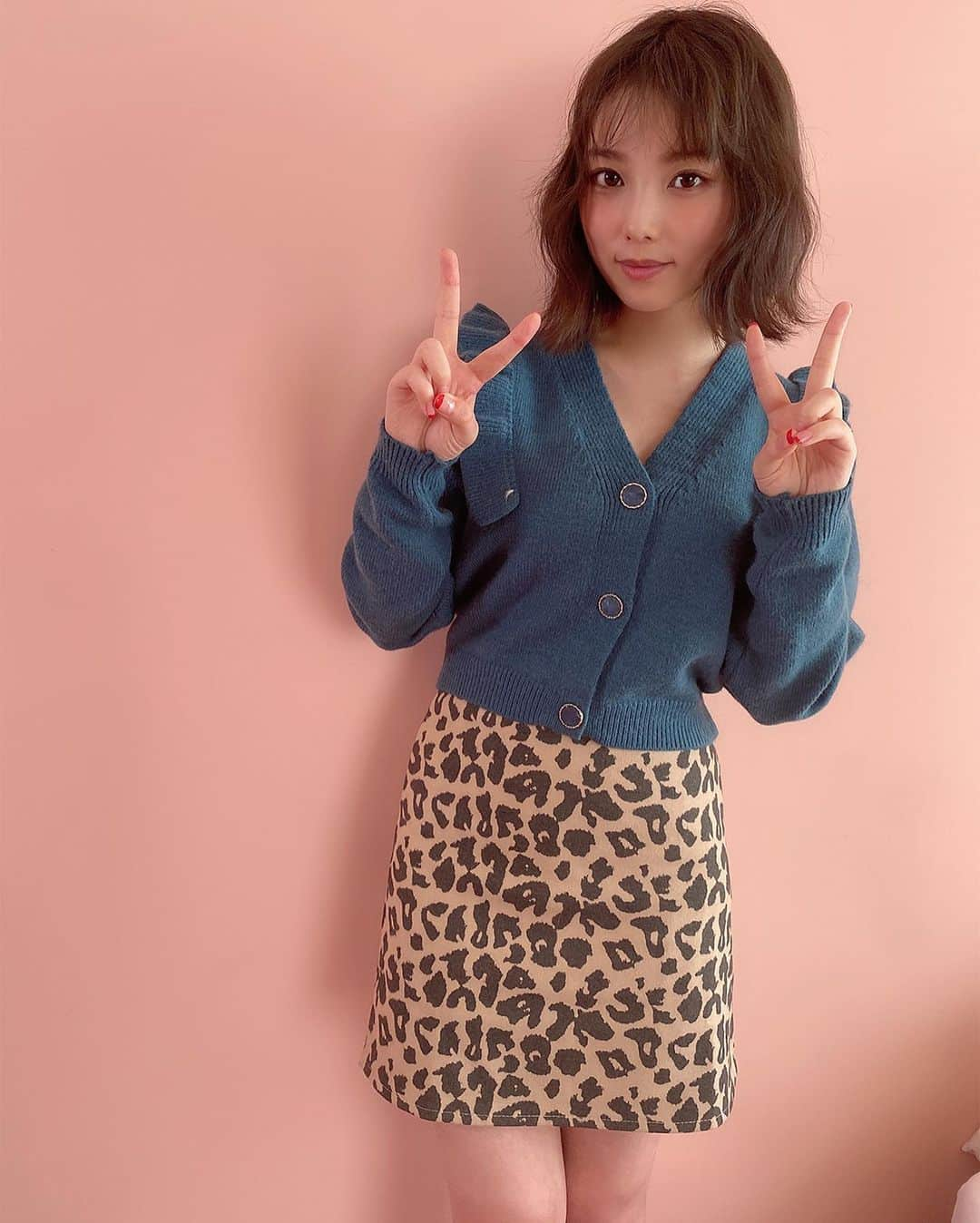 GRLさんのインスタグラム写真 - (GRLInstagram)「与田祐希さん(乃木坂46)GRL撮影オフショット💋 #与田祐希 #与田ちゃん #よだっちょ #乃木坂46 #outfit #ootd #outfitoftheday #girl #girls #fashion #coordinate #followme #オフショット #コーデ #コーディネート #grl #グレイル #プチプラ #ファストファッション #通販 #通販サイト #プチプラコーデ #ファッション #可愛い #かわいい #cute #フリルニット」1月4日 20時59分 - grl_official