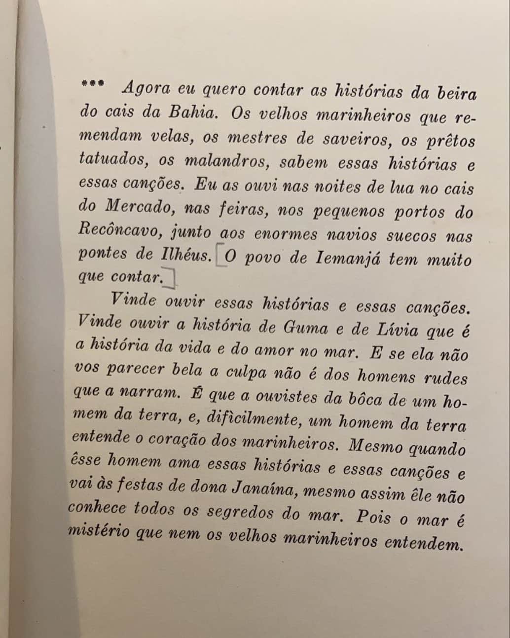 Alice Wegmannのインスタグラム：「dificilmente um homem da terra entende o coração dos marinheiros」