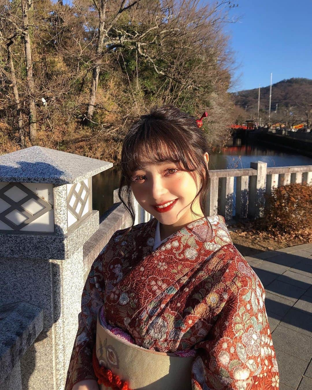 新田湖子さんのインスタグラム写真 - (新田湖子Instagram)「. 初詣行ってきました🎍 今年1年良い事ありますように..♡」1月4日 21時43分 - coconitta0809