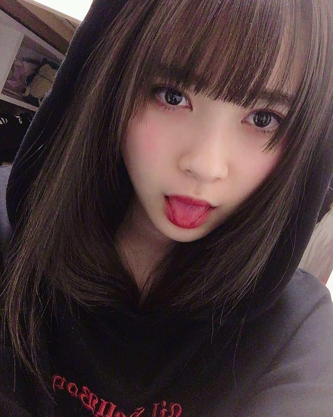 藤井優衣さんのインスタグラム写真 - (藤井優衣Instagram)「べーっ  -  #kissbee #urakiss #japaneseidol #japanesegirl #devil #followme」1月4日 21時56分 - fu_0o0