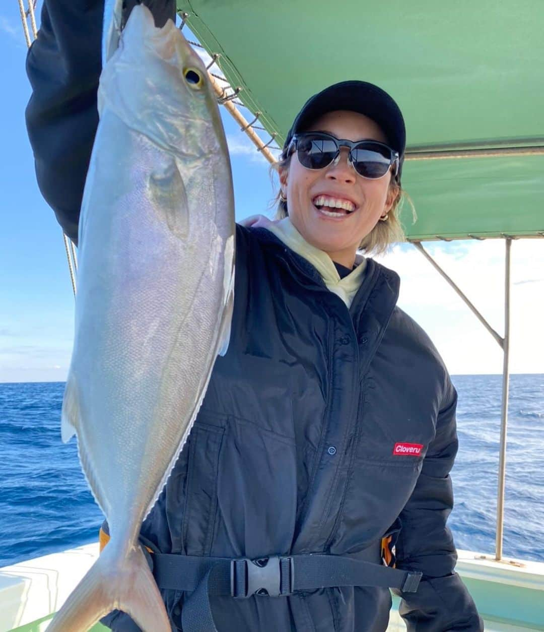 須田なつきさんのインスタグラム写真 - (須田なつきInstagram)「My first time boat fishing 🎣🤍  初めての船釣りとても楽しかった!! ありがとうございました🥳」1月4日 21時57分 - natsukisuda_