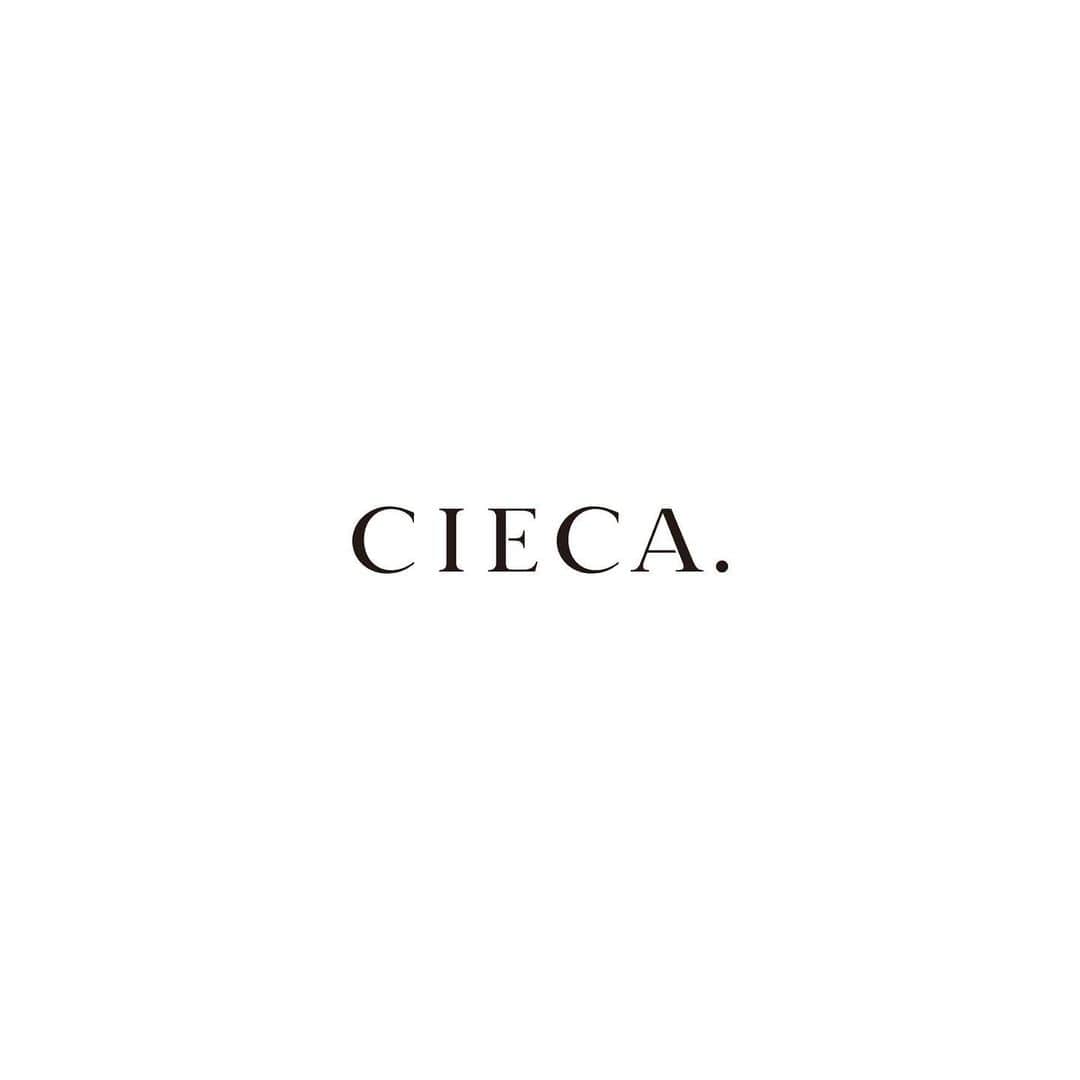 野口和弘のインスタグラム：「《CIECA.より年始のご挨拶と大切なお知らせ》  新年あけましておめでとうございます。 本年もよろしくお願い申し上げます。  平素よりCIECA.をご愛顧頂き誠にありがとうございます。  明日より年始の営業を開始致します。  CIECA.では今年も感染予防対策を万全に行ったうえで営業して参ります。  【営業開始日】 2021年1月5日(火)  【営業時間】 平日　11:00〜20:00 土日祝　10:00〜19:00 月曜定休 ※ 上記営業時間内であっても最終予約のお客様が終了次第閉店とさせて頂く場合もございます。  ﻿【感染予防対策】 •スタッフの手洗い、うがい、消毒の﻿徹底 •スタッフ出勤時の検温、体調確認﻿ •全スタッフマスク着用﻿ •定期的な店内の消毒﻿ •店内の換気 •お客様用手指消毒アルコール設置﻿ •お客様用雑誌、飲み物の停止  【ご来店頂くお客様へのお願い】 •ご来店の際、手指消毒のご協力をお願い致します。 •施術中のマスク着用をお願いしております。また、カラーやパーマなどで汚れてしまう場合がございますので替えのマスクをご用意頂ければ幸いです。 •お飲み物の自粛に伴い、必要な方はご持参頂きますようお願い致します。  尚、以下の内容に当てはまるお客様は大変申し訳ありませんが、ご来店を控えていただきますようお願い申し上げます。  •風邪の症状や37.5°以上の発熱のある方 •海外渡航歴がある方との接触したおそれのある方 •倦怠感や息苦しさのある方 •新型コロナウイルス感染者(疑いも含む)の方と2週間以内に接触したおそれのある方 •新型コロナウイルスに感染し陰性結果より1ヶ月以内の方  今後も新型コロナウイルスの感染状況や政府や自治体の方針により予定の変更、ご予約の変更、キャンセル等お願いさせて頂く場合もございますので予めご了承ください。  多大なるご迷惑とご不便をおかけ致しますことを深くお詫び申し上げます。  本年も皆様のご来店、心よりお待ちしております。  CIECA. 一同」