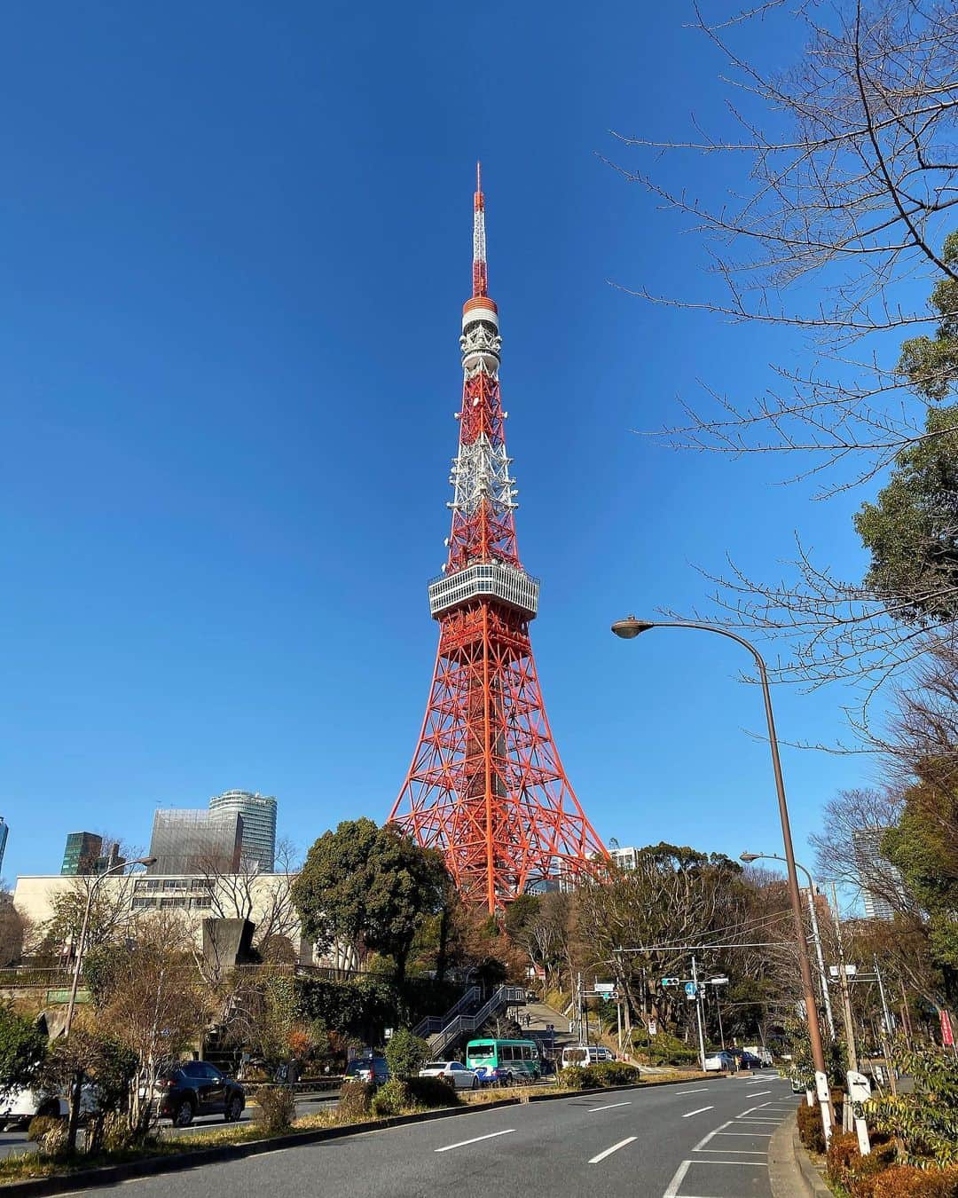 高木琢也さんのインスタグラム写真 - (高木琢也Instagram)「いーい天気😋🗼 明日からまた頑張れるねぇ☀️ #晴天☀️  #🗼」1月4日 16時52分 - takagi_ocean