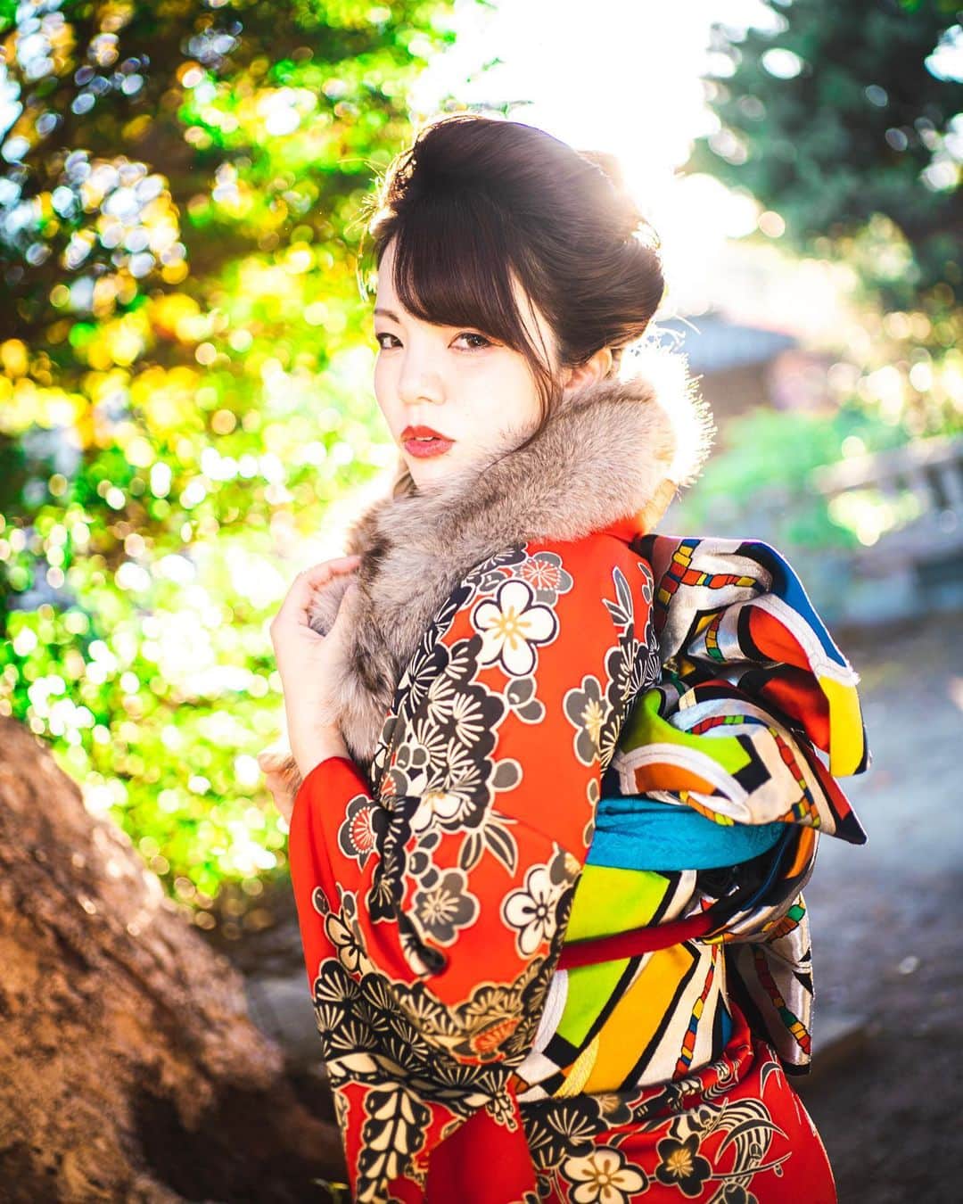 Mikaさんのインスタグラム写真 - (MikaInstagram)「振袖写真たくさんあるよ✨ スワイプしてね👈  今夜はパパがすき焼き作るって😍 お肉食べたかったから嬉しい❤︎  ・ ・ ・ photo by @kenta_soyoung 📸 model @mikarin_portrait  kimono @kamakura.kimono.kanon  ・ ・ ・ #美花展 ありがとうございました💐 ・ ・ follow me💋  #被写体モデル #カメラ女子 #お正月着物 #紅葉デート  #ポートレートセレクション #ポートレート撮影 #被写体依頼受付中 #スクリーンに恋して #カメラマンさんと繋がりたい #被写体なります #鎌倉着物レンタル  #ポートレートしま専科 #写真を止めるな #japanesekimono  #portrait #japanesegirl #asiangirl #love_camera_club #asianbeauty #portraits_dream #good_portraits_world #super_portrait_channel #pocket_people #lovers_nippon_portrait #excellent_portraits #furisode  #pasha_magazine #splus_cameraclub #tokyocameraclub」1月4日 17時18分 - mika_portrait