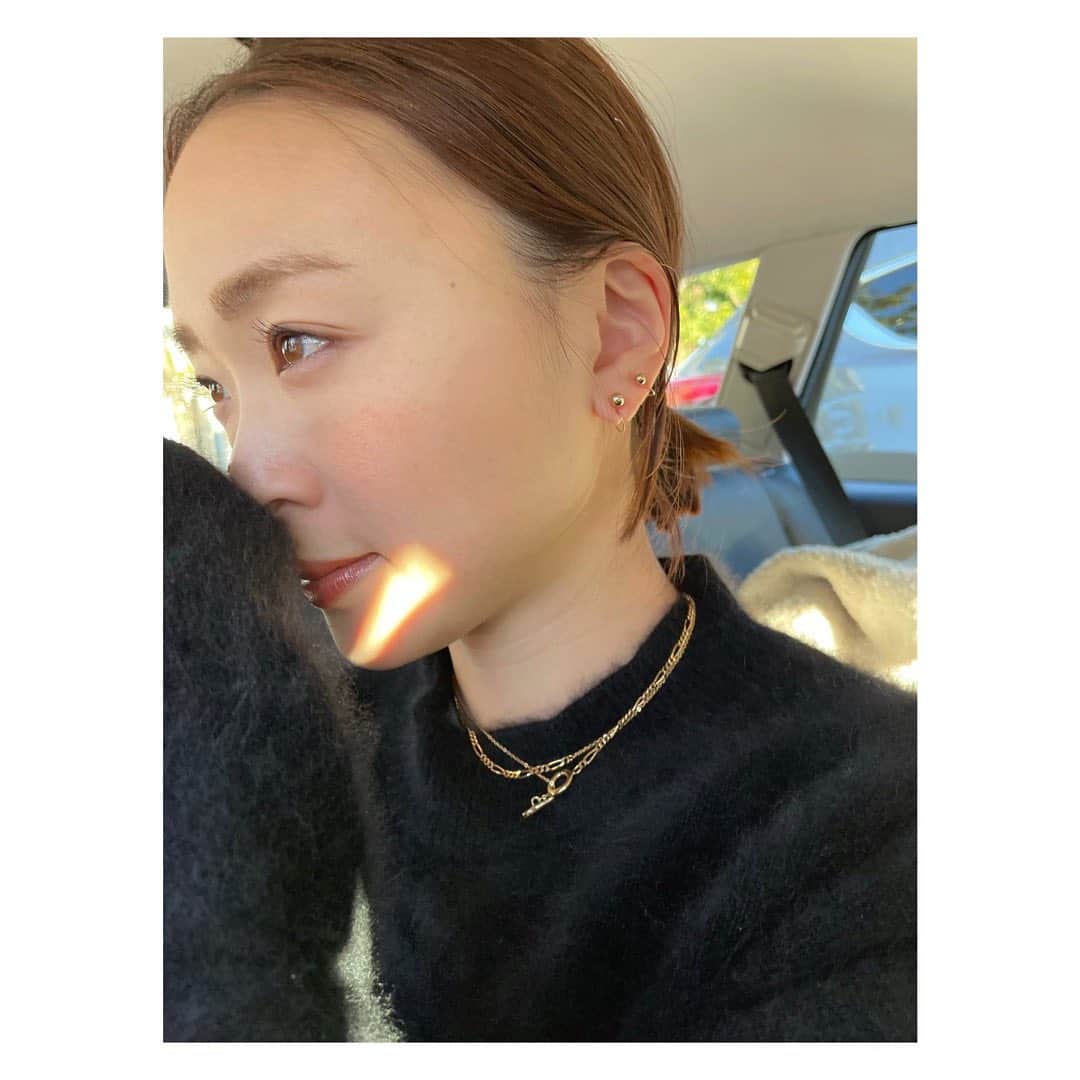 野尻美穂のインスタグラム：「今年も私らしく！ 宜しくお願いいたします☺️ お正月休み、ゆっくりしすぎて幸せだった〜🎍 #2021 #気付いたらもう4日😳 #あご😇」