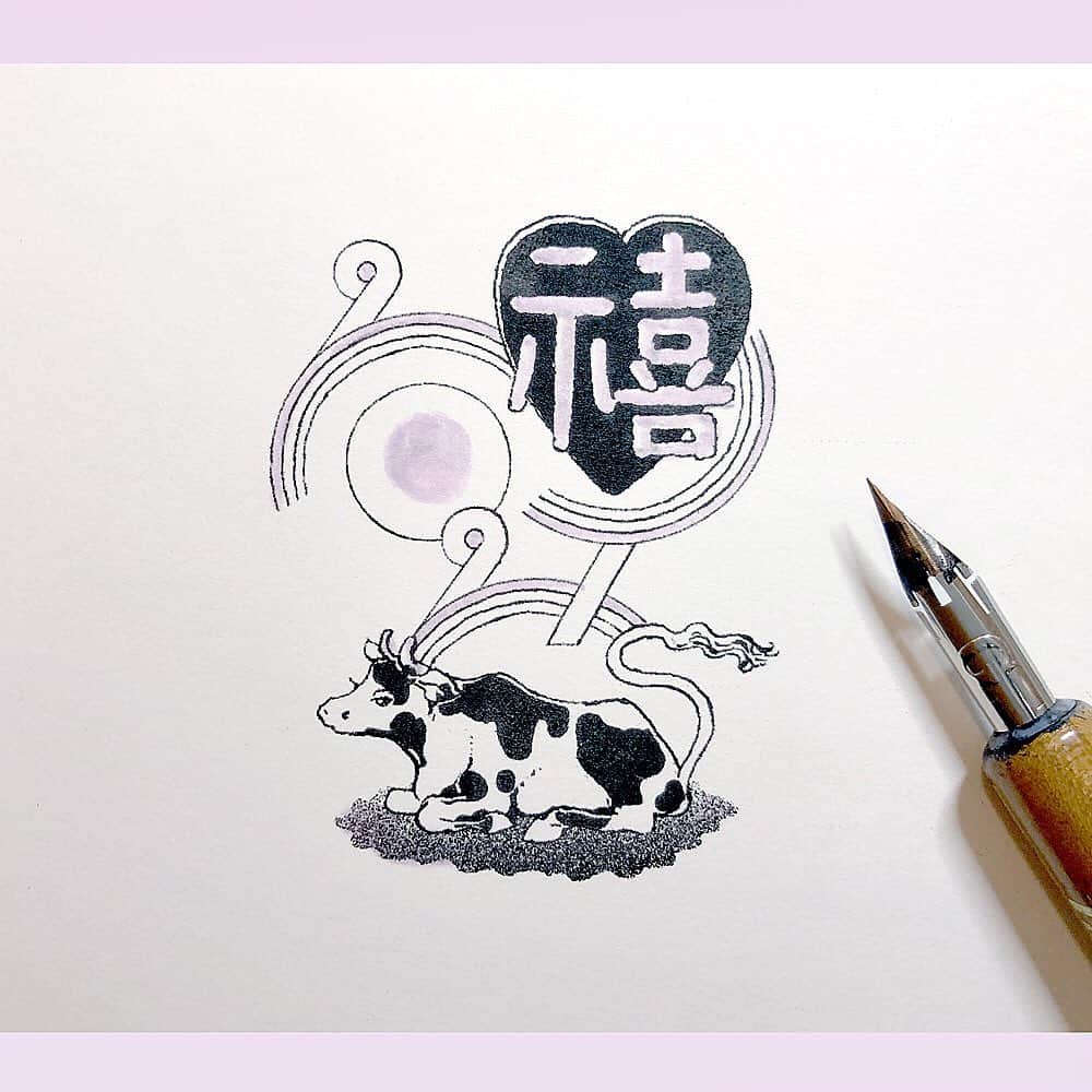 eimiさんのインスタグラム写真 - (eimiInstagram)「🐮A happy new year 2021🐮﻿ 今年もどうぞよろしくお願いいたします！﻿ ﻿ #イラストレーション#丑年﻿ #eimicroquis#eimi#AzamiEimi#illustration#drawing#girlsillustration#pink#artwork#Design」1月4日 17時29分 - mqv_eimi