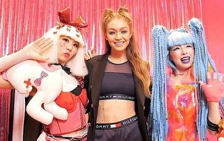KAWAII MONSTER CAFEのインスタグラム：「#KAWAIIMONSTERCAFEMEMORY  Thank you for coming @gigihadid , we were so happy to have you! We will be closing down on this end of January we wish we could dance with your baby girl too. @commonsandsense_magazine 佐々木編集長素敵な企画で沢山思い出してくださってありがとうございます。スタッフさんも素敵な方々ばかりでいつも楽しい現場でした。心より感謝いたします。  この企画に関わった全ての方に感謝いたします。 Thank you all the staff behind this memory.  #kawaiimonstercafe」