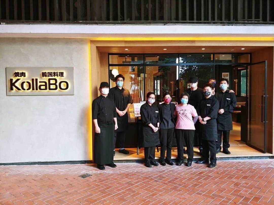 KollaBoさんのインスタグラム写真 - (KollaBoInstagram)「﻿ ﻿ 【新店舗オープンのお知らせ】﻿ ﻿ いつも焼肉·韓国料理KollaBoを﻿ ご利用頂きまして、﻿ 誠にありがとうございます！﻿ ﻿ 本日は新店舗オープンのお知らせです✨﻿ ﻿ なんと！2020年12月30日に﻿ 初の海外出店となる、﻿ 『KollaBo香港店』が﻿ オープン致しました❗️﻿ ﻿ コロナ禍で、﻿ 海外旅行は難しいと思いますが、﻿ 自由に旅行が出来る様になった際や、﻿ 現地に、ご友人が居る方は﻿ 是非お声がけくださいね！﻿ ﻿ 2021年も、﻿ 皆様に美味しい韓国料理と﻿ 焼肉をお召し上がり頂ける様、﻿ 精進して参ります😊﻿ ﻿ 引き続き、今年もKollaBoを﻿ どうぞよろしくお願いします🌈 ﻿ ﻿ -----------＊----------＊----------＊---------﻿ ㅤㅤㅤㅤㅤㅤㅤㅤㅤㅤㅤㅤㅤ﻿ kollaboで“LINE@“開始!!!✨﻿ ﻿ 登録するだけで、“お得なクーポン“や﻿ ﻿ “料理のサービス“がもらえちゃいます♪﻿ ﻿ 【@kollabo】﻿ ﻿ をLINEアプリでID検索して追加してくだ😊さいね✨﻿ ﻿ -----------＊----------＊----------＊---------﻿ ﻿ #kollabo #韓国料理 #韓国 #韓国グルメ #焼肉 #肉肉肉 #肉好きな人と繋がりたい #肉好き  #肉食 #肉テロ #東京グルメ #東京 #都内グルメ  #ヘルシー #女性に大人気 #インスタグルメアワード2020#食べログ#食べるの好きな人と繋がりたい#グルメ好きな人と繋がりたい#サムギョプサル#新店舗#香港#海外初店舗#新店オープン#yakiniku#meatlover#wagyu#foodstagram#foodporn」1月4日 18時20分 - kollabo5647