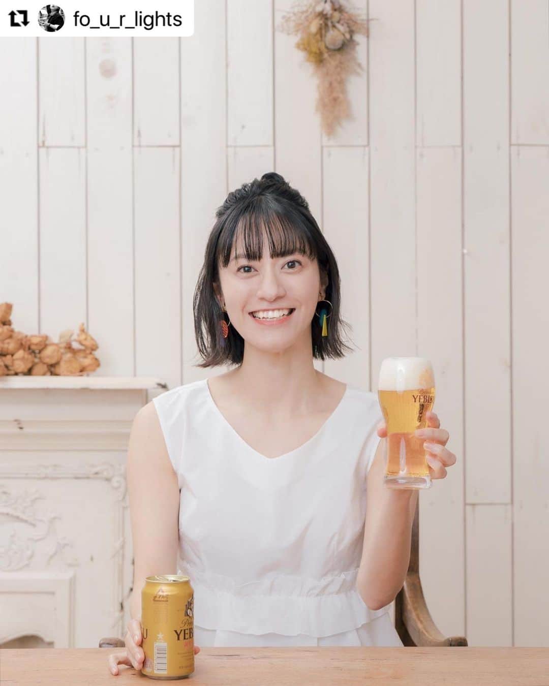 小板奈央美のインスタグラム：「今年も #ビール女優 活動 #beerstagram 🍺 @koitanaomi.beer  頑張りたいと思います❤️ ・ special thanks photographer : @kenty_fourlights  photo team: @fo_u_r_lights  beer : @sapporobeer.jp  ・ ・ #Repost @fo_u_r_lights with @make_repost ・・・ photo: @fo_u_r_lights model: @na0mi1003 @koitanaomi.beer   #写真好き　 #ファインダー越しの世界 #photo_jpn  #daily_photo_jpn  #その瞬間に物語を　 #カメラ部　　 #inやんstagood  #picoftheday  #instapic  #instadaily  #instamood  #tokyocameraclub  #team_jp  #jp_mood  #photogram_archive #写真好きな人と繋がりたい #フォトフレーム #作品撮り #canon #写真で伝えたい私の世界 #カメラのある生活  #photooftheday #photographylovers  #一枚のストーリー #一期一会」