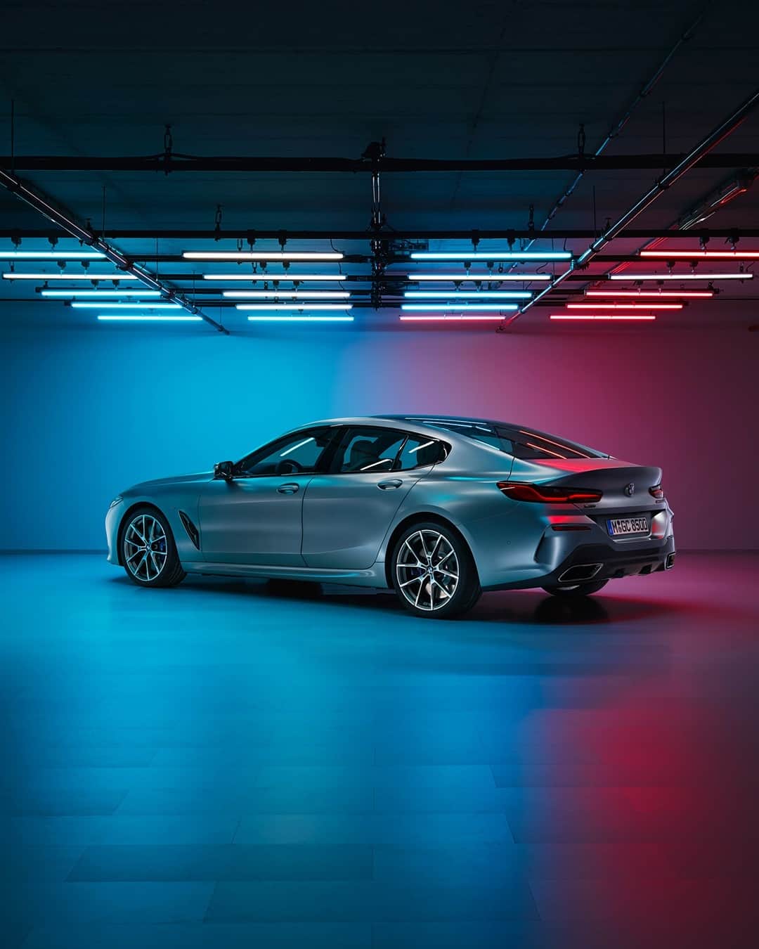 BMWのインスタグラム：「Entering new territories of luxury.  The BMW 8 Series Coupé. #THE8 #BMW #8Series __ BMW M850i xDrive Gran Coupé: Fuel consumption in l/100 km (combined): 10.2–10.1. CO2 emissions in g/km (combined): 234–232. Further information: www.bmw.com/disclaimer.」