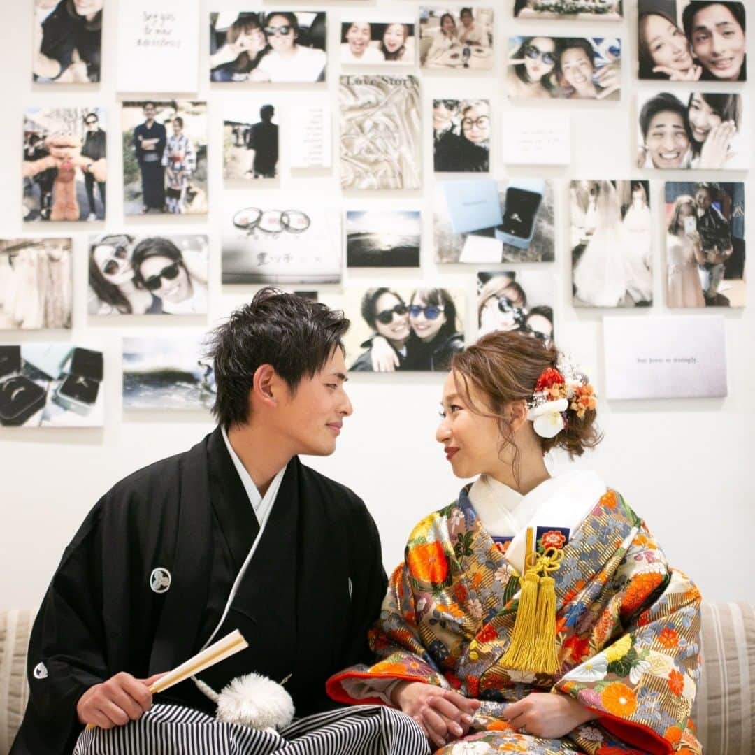 Wedding Park 公式さんのインスタグラム写真 - (Wedding Park 公式Instagram)「🎌新年あけましておめでとうございます🎌  こんばんは！ ウエディングパーク編集部です💁‍♀️  2021年も、結婚式準備の情報を 沢山お届けし皆さんのお役に立てますよう 頑張りますので、 どうぞよろしくお願いします♡  今回は、お正月にぴったりな 和装ショット特集🎍 参考にしていただけますと嬉しいです💐  ーーーーー #和装ショット #和婚 #和装前撮り #正座ショット #プレ花嫁 #式場探し #2021婚 #2021冬婚 #2021春婚 #日本中のプレ花嫁さんと繋がりたい #結婚式 #結婚式準備 #結婚準備 #プロポーズ #ウエパ #ウエディングパーク #ハナレポ #ベストハナレポ ーーーーー」1月4日 18時37分 - weddingpark