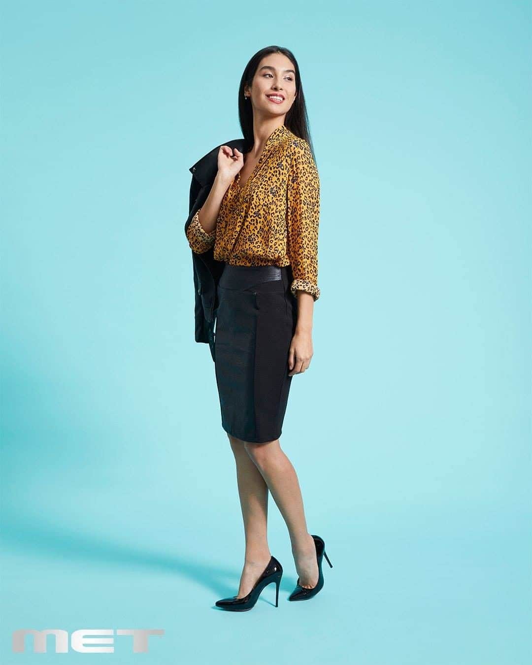 メットのインスタグラム：「Wild matches mean positive feelings only.  #Feminine #FW2021collection #ILoveMet」
