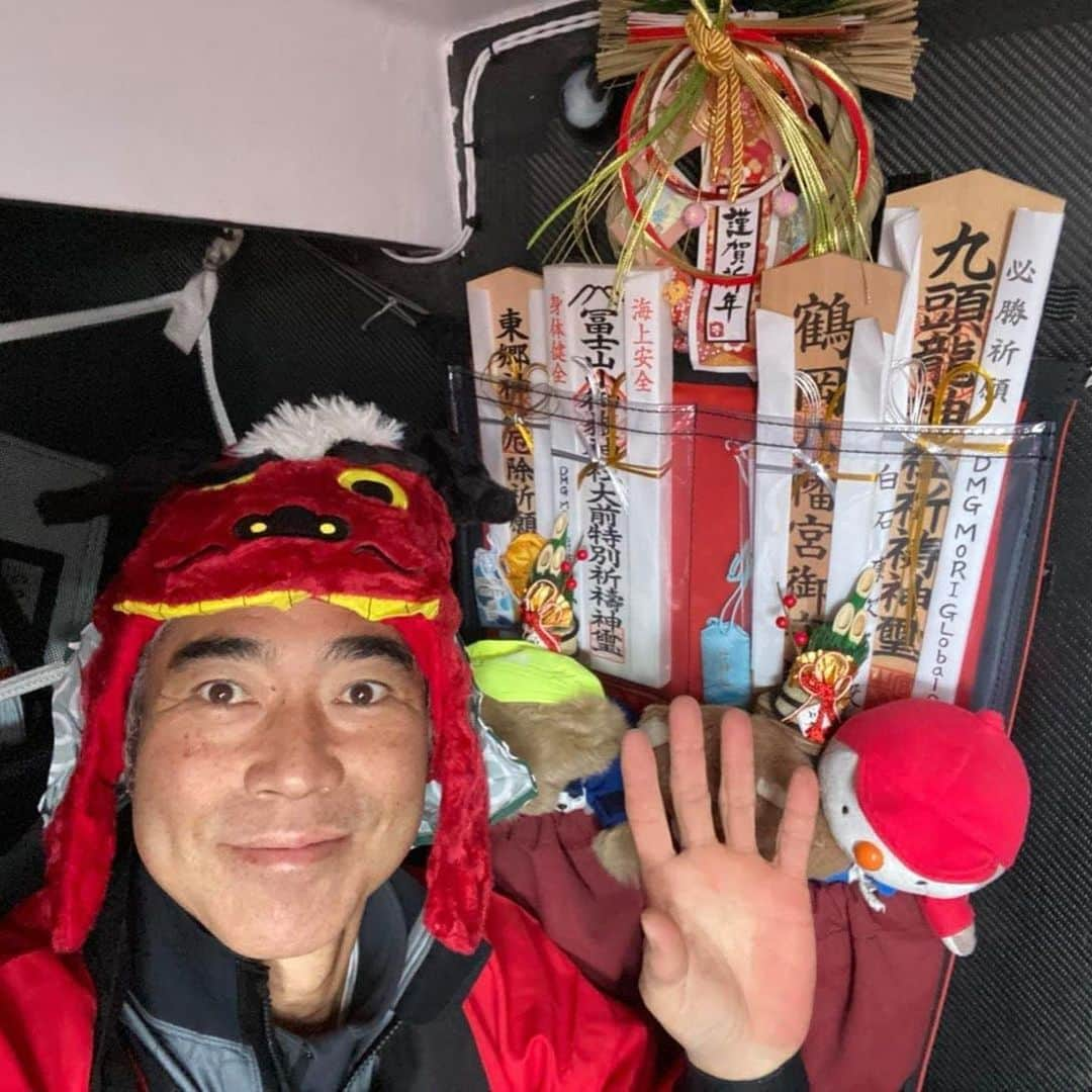 寺川綾さんのインスタグラム写真 - (寺川綾Instagram)「2021.1.4 報道ステーション。 新年スタートの報ステスポーツコーナーでは、ヴァンデグローブ白石康次郎さんとの中継があります⛵️☀️ 本年も報道ステーション、どうぞよろしくお願い致します🙏🎍✨✨ #報道ステーション2021 #スポーツ #ヴァンデグローブ #白石康次郎さん #お楽しみに〜🙌 #イラスト可愛すぎ🥰」1月4日 20時02分 - terakawaaya_official