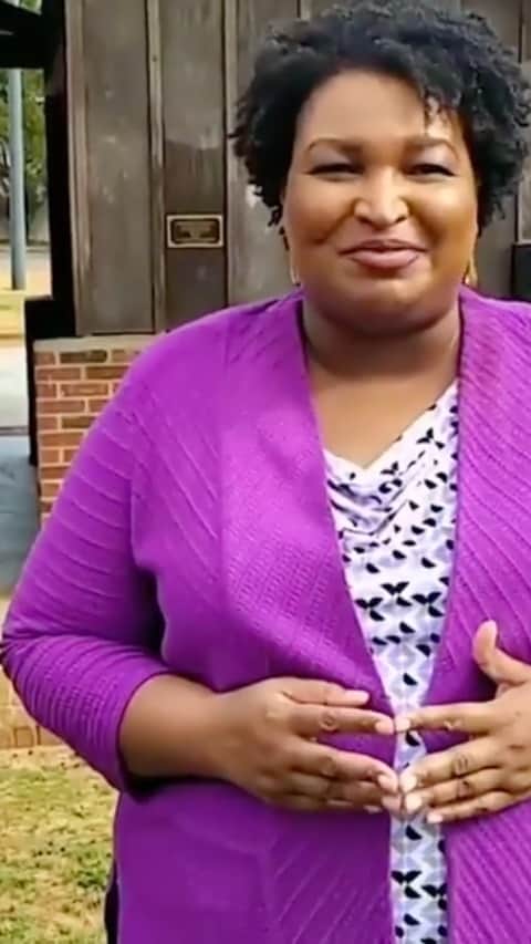 ロザリオ・ドーソンのインスタグラム：「Via @votolatino 🚨Tonight, Monday, Jan 4🚨 We’re proud to partner with @fusetv for this #FuseTownHall about the GA senate races. Listen to @staceyabrams and watch “Town Hall: Georgia Runoff Election” feat.  @wilmervalderrama , @mariateresakumar , @rosariodawson and more!  Tonight @ 8pm ET」