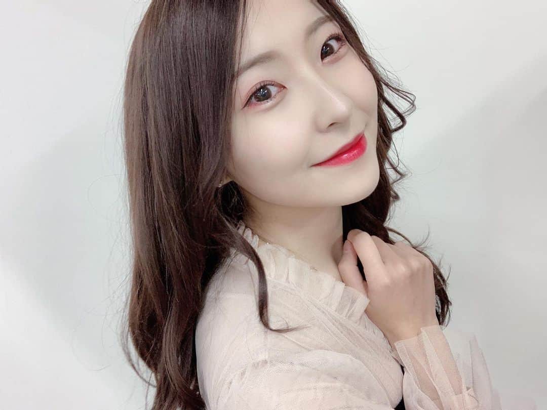 杉山愛佳のインスタグラム：「･ ･ ･ ･ みんな大好きすけすけ¨̮ #あけましておめでとうございます」