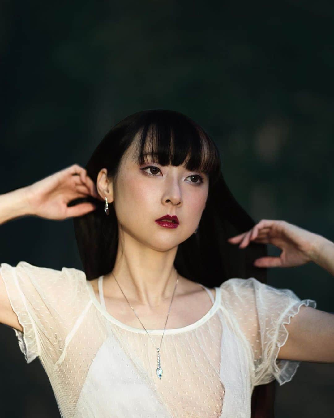 RinRinさんのインスタグラム写真 - (RinRinInstagram)「Here’s to a bright 2021🌟 What’s your New Years resolution?  今年の抱負教えてー！🌟 . I want to model & work for TV more~ as well as focus on my English Channel at youtube.com/rinrindolljapan bringing you all of my 11 years of knowledge & experience in Japanese fashion & beauty, as well as travel & culture! Stick with me this year and you’ll see!  今年さらにモデルの仕事とテレビの仕事を増やしたい！そして、英語のチャンネルを全力集中するから日本のファッションやビューティ、旅と文化をどんどん紹介します！！！頑張ります！今年もよろしくね！ . Modeling for @therkt x @fireflypath The Legend Collection necklace & earrings 🦄✨  Photography by @kitsunekun  Makeup, Hair, Styling by me . . #rinrindoll #japan #tokyo #harajuku #japanesefashion #tokyofashion #harajukufashion #東京 #コーデ #今日のコーデ #therkt #fireflypath #yoyogipark #faerieaccessories #unicornaccessories #magicalaccessories #フェアリ #ユニコーン #ユニコーンアクセ #代々木公園」1月5日 0時12分 - rinrindoll
