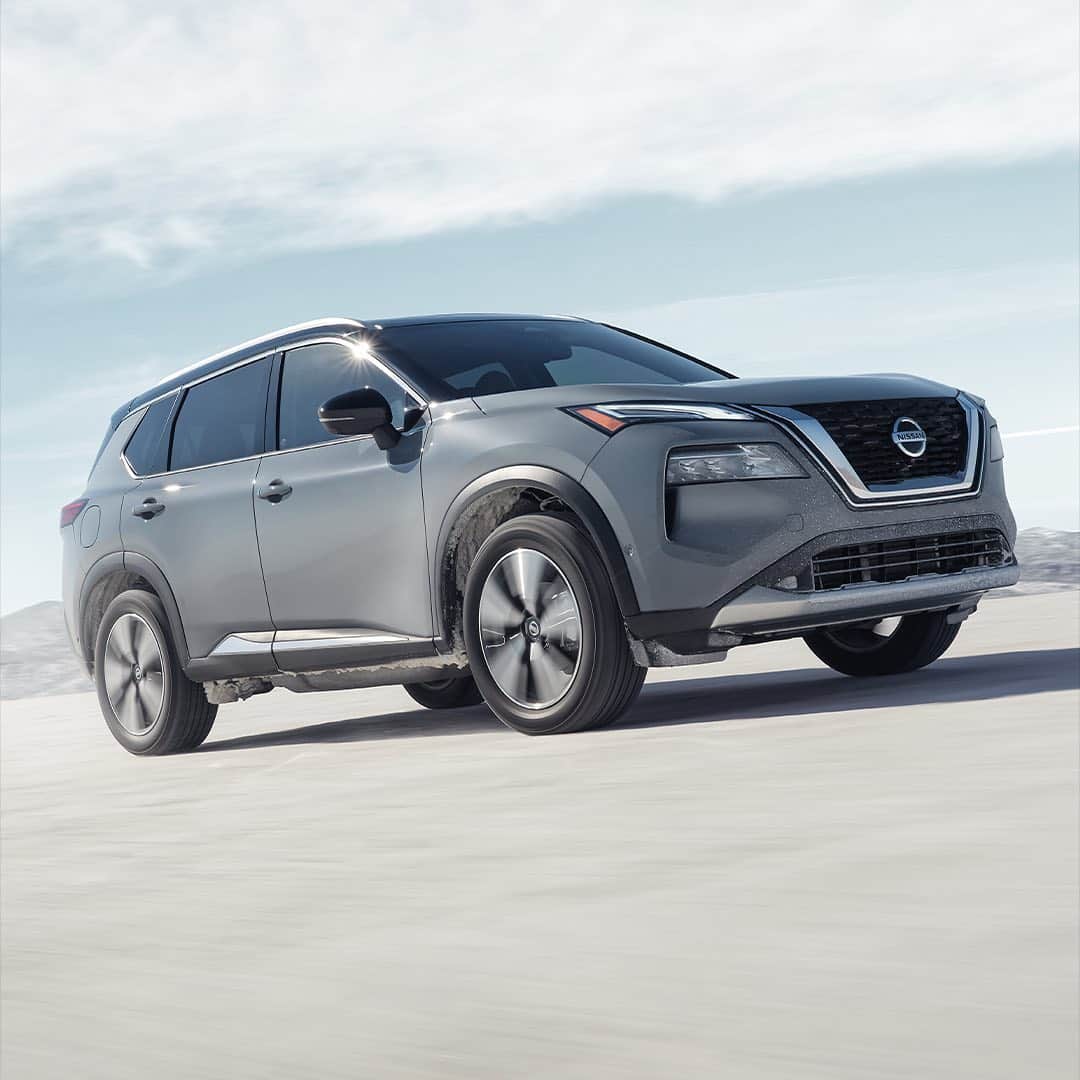 Nissan USA Official Instagram accountのインスタグラム：「Looks can thrill. #NissanRogue2021 #RogueGoneRogue」