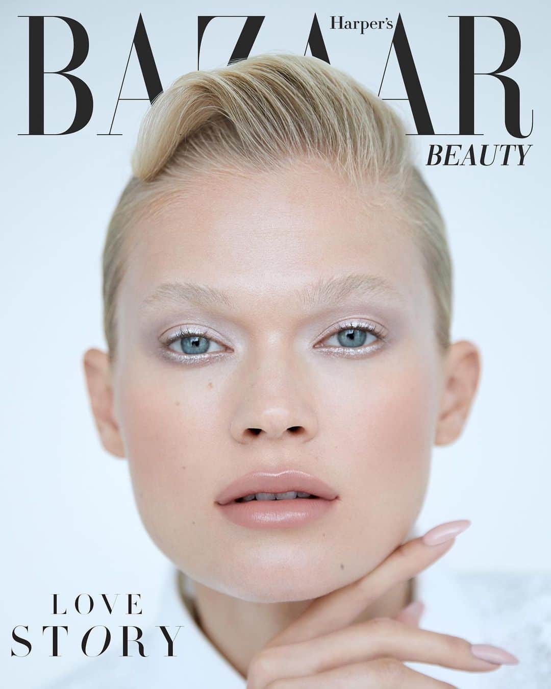 ヴィタ・シドルキナのインスタグラム：「New for HARPER’S BAZAAR❤️ Modern bride👰🏼‍♀️ @harpersbazaararabia  #harpersbazaar #harpersbazaararabia #modernbride」