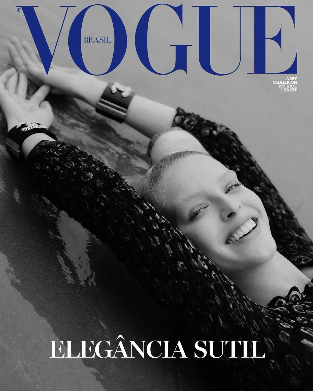 アビー・チャンピオンのインスタグラム：「@voguebrasil January 2021 🖤 3 of 3 covers @pedrosales_1 @hickduarte @silviogiorgio @nextmodels」
