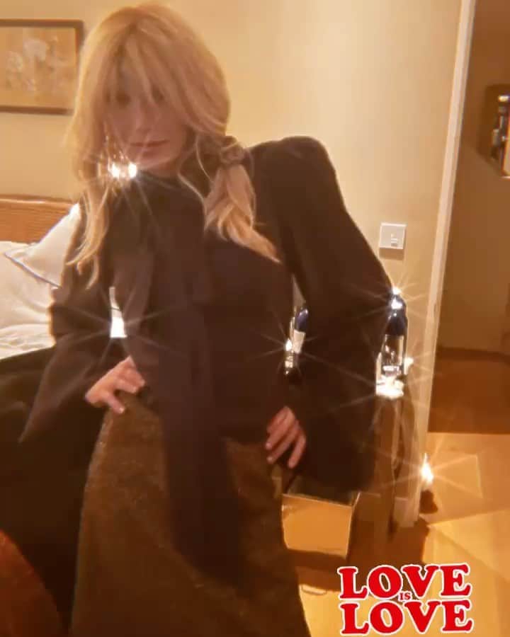 コートニー・ラブのインスタグラム