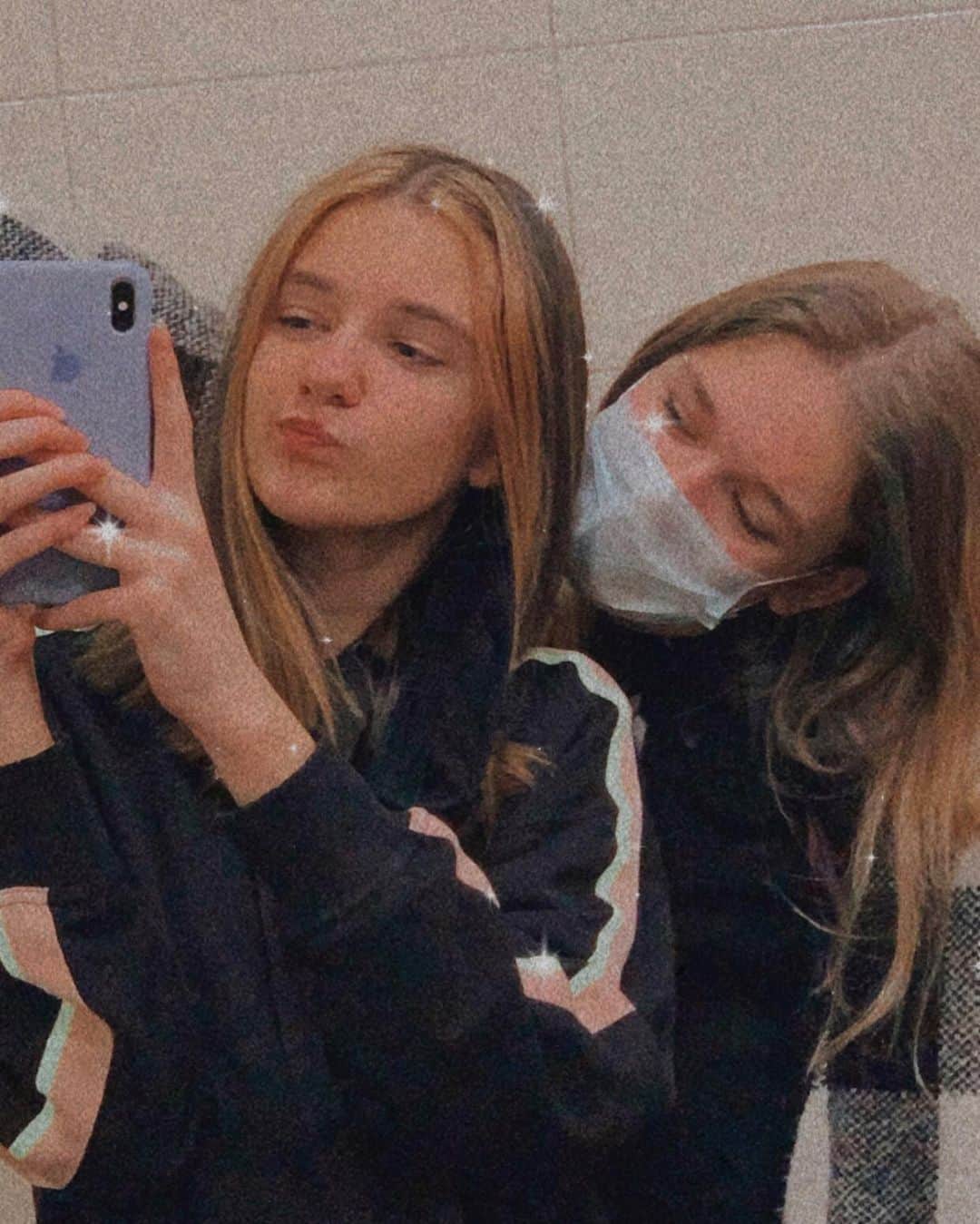 クリスティーナ・パカリーナのインスタグラム：「🥲👍🏼🧊」