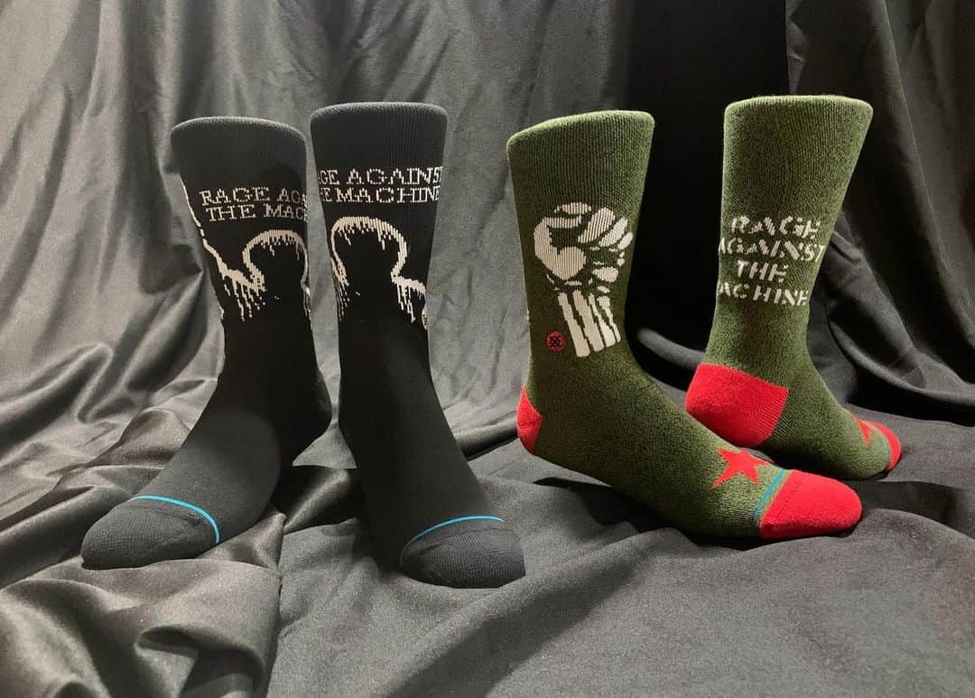 Stanceのインスタグラム：「Renegades of Funk 🎙 Don’t 💤 on our restock of our @rageagainstthemachine collection available now on Stance.com.」