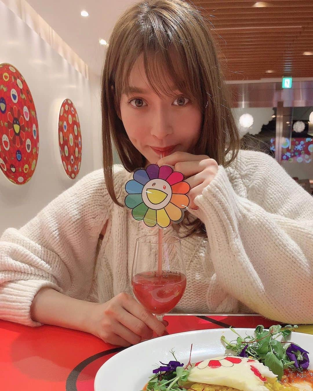 野崎萌香さんのインスタグラム写真 - (野崎萌香Instagram)「🌼🌼🌼Flower cafe🌼🌼🌼 @takashipom」1月5日 1時56分 - moeka_nozaki