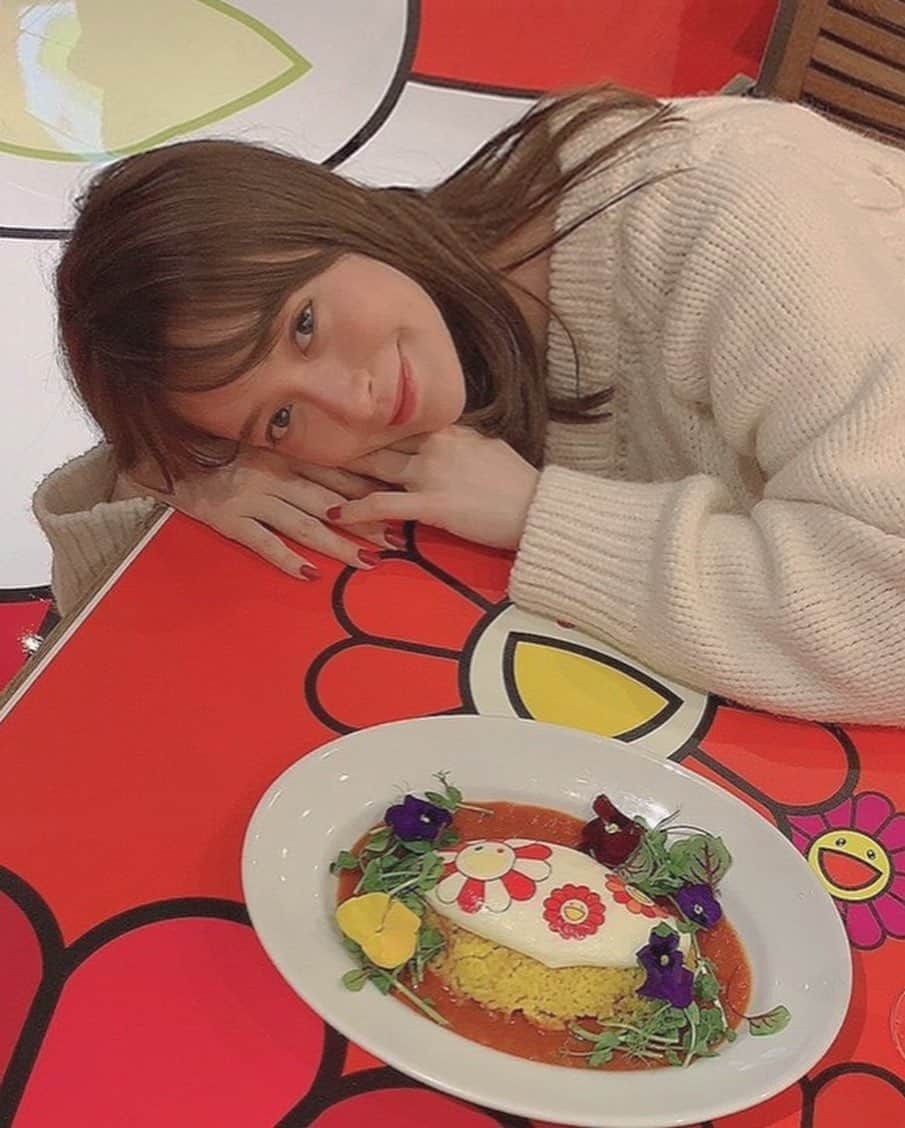 野崎萌香さんのインスタグラム写真 - (野崎萌香Instagram)「🌼🌼🌼Flower cafe🌼🌼🌼 @takashipom」1月5日 1時56分 - moeka_nozaki