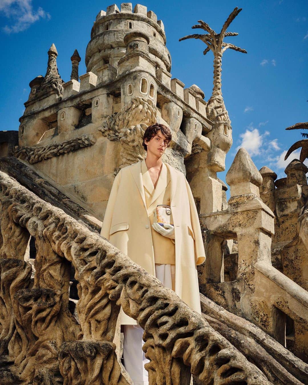 ランバンのインスタグラム：「#LanvinSS21 - A dream as reality, a fantasy of fashion. For Spring 2021, Lanvin creative director Bruno Sialelli explores the notion of reverie, of memories real and make-believe, of fantastical characters and invented narratives. #LePalaisIdeal」