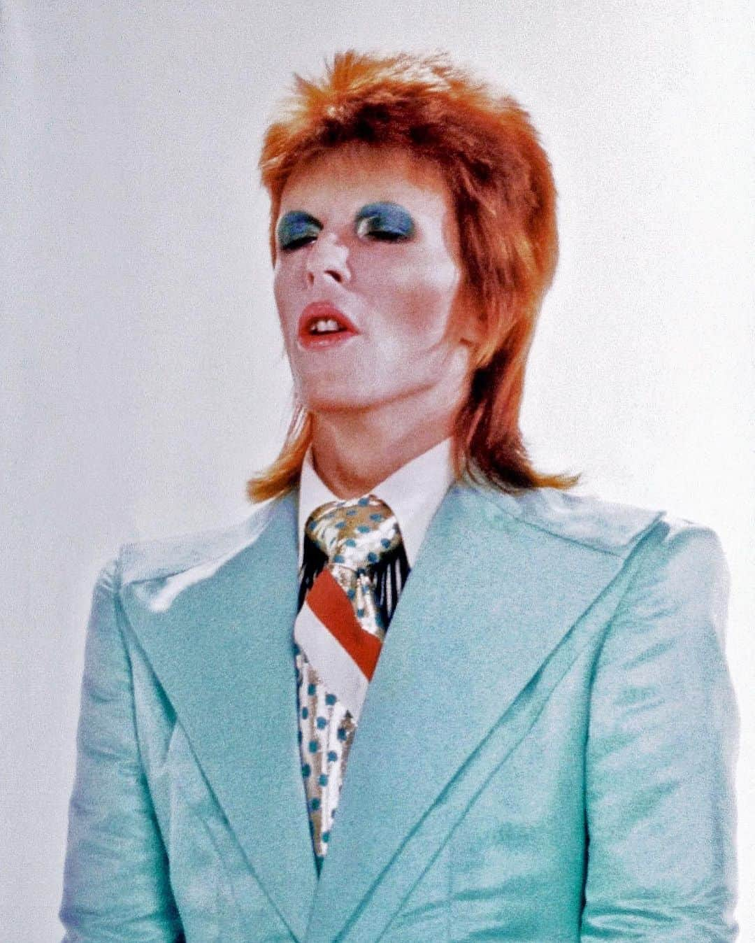 デヴィッド・ボウイさんのインスタグラム写真 - (デヴィッド・ボウイInstagram)「We promised another lot of Mick Rock’s stunning Bowie portraits last week, so here are a few more from 72/73. Enjoy.  #RandomBowie  #BowieMickRock」1月5日 2時32分 - davidbowie