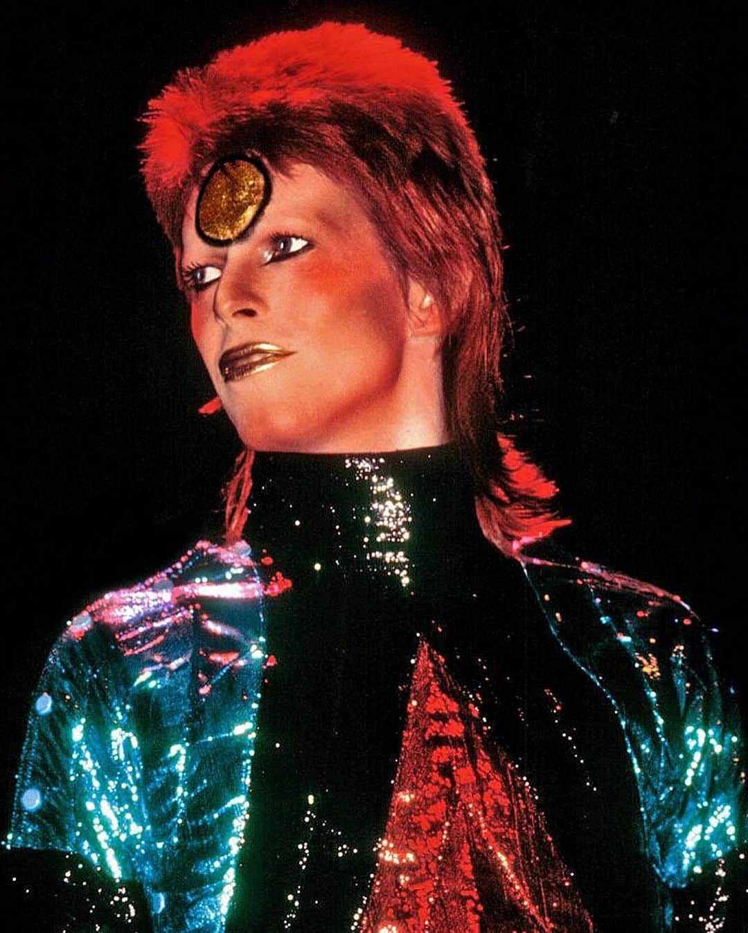 デヴィッド・ボウイさんのインスタグラム写真 - (デヴィッド・ボウイInstagram)「We promised another lot of Mick Rock’s stunning Bowie portraits last week, so here are a few more from 72/73. Enjoy.  #RandomBowie  #BowieMickRock」1月5日 2時32分 - davidbowie