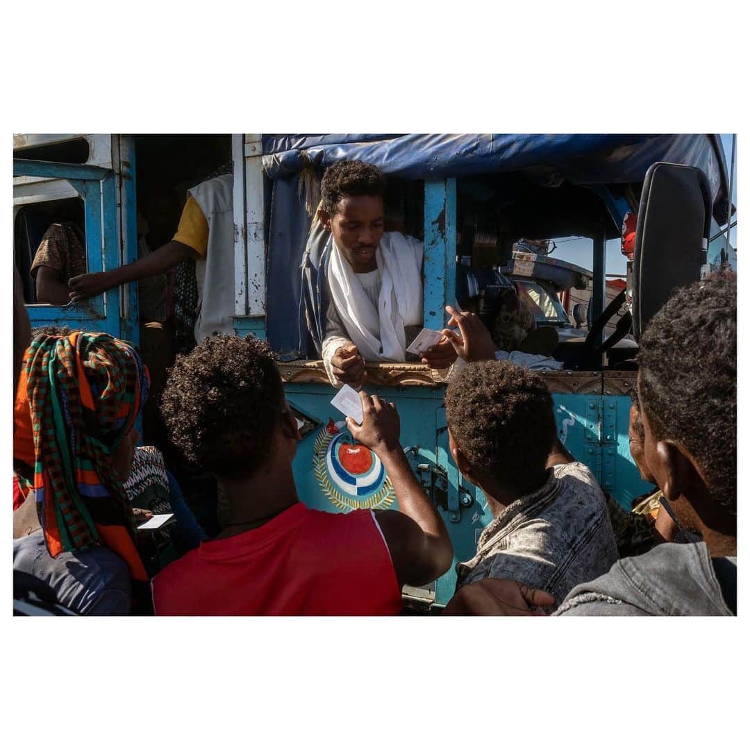 Magnum Photosさんのインスタグラム写真 - (Magnum PhotosInstagram)「Magnum photographer Thomas Dworzak (@thomasdworzak) documented Ethiopian refugees fleeing the conflict in the Tigray region after the government's military offensive against what is perceived as separatism by the Tigray regional government and its military branch Tigray People’s Liberation Front (TPLF).  . In November 2020, Ethiopia’s Prime Minister ordered military action against the TPLF following an alleged attack on a major Ethiopian Army base. The military conflict escalated after the TPLF held regional elections despite the constitutional postponement of the national elections due to the COVID-19 pandemic.  . Dworzak visited Al Hashaba and Um Rakuba camps, where refugees settle when crossing into Sudan, and where Médecins Sans Frontières (@doctorswithoutborders) runs the water supplies and has an emergency clinic in the camp. . By 12th December 2020, the United Nations High Commissioner for Refugees (UNHCR) reported that the number of refugees who have arrived in Sudan reached 50,000 – 45% of whom are children - with more than 1,500 arrivals on average per day.  . Photo captions in order of appearance: (1, 2, 4, 5) Al Hashaba Camp. (3) Um Rakuba Camp. Gedaref Region, Eastern border with Ethiopia/Tigray Region. December 2020. ⁠ ⁠ . © @thomasdworzak /#magnumphotos」1月5日 3時04分 - magnumphotos